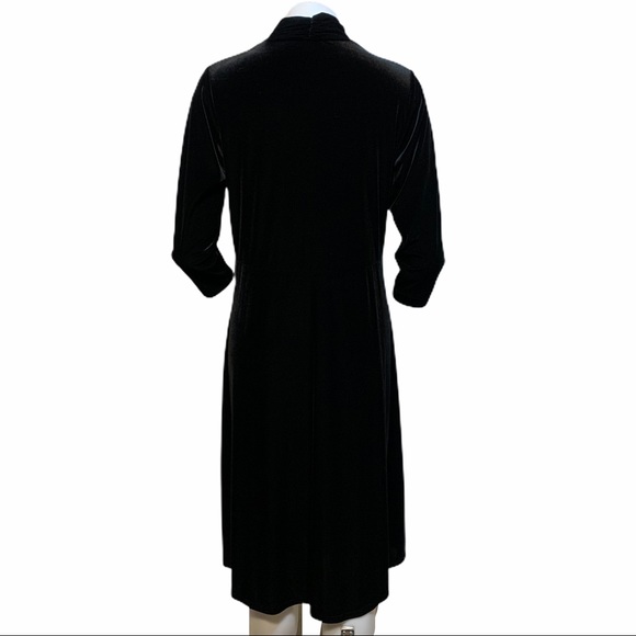 Vintage Stretch Black Velvet Dress - Picture 3 of 12